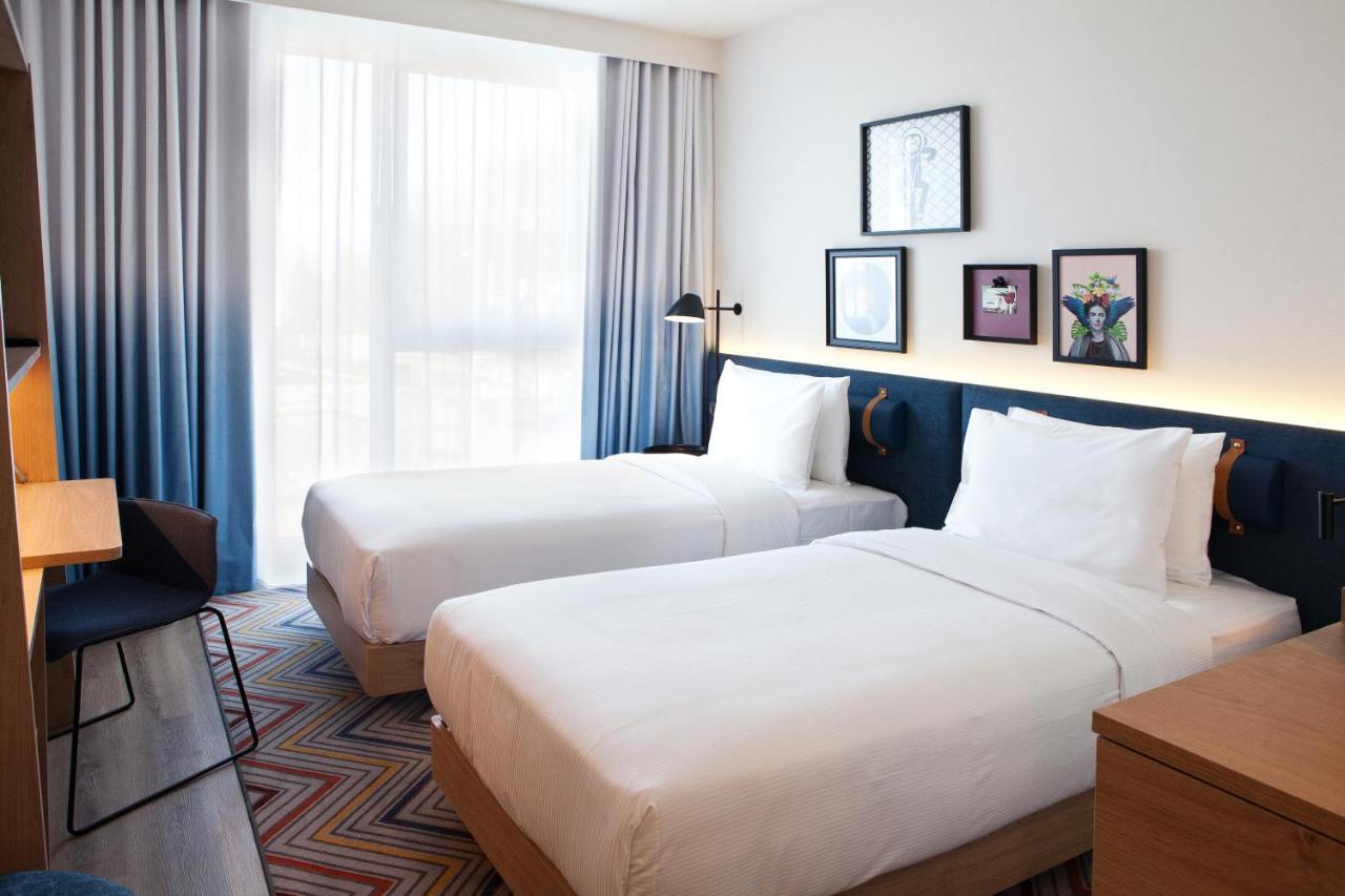Hampton By Hilton 3*