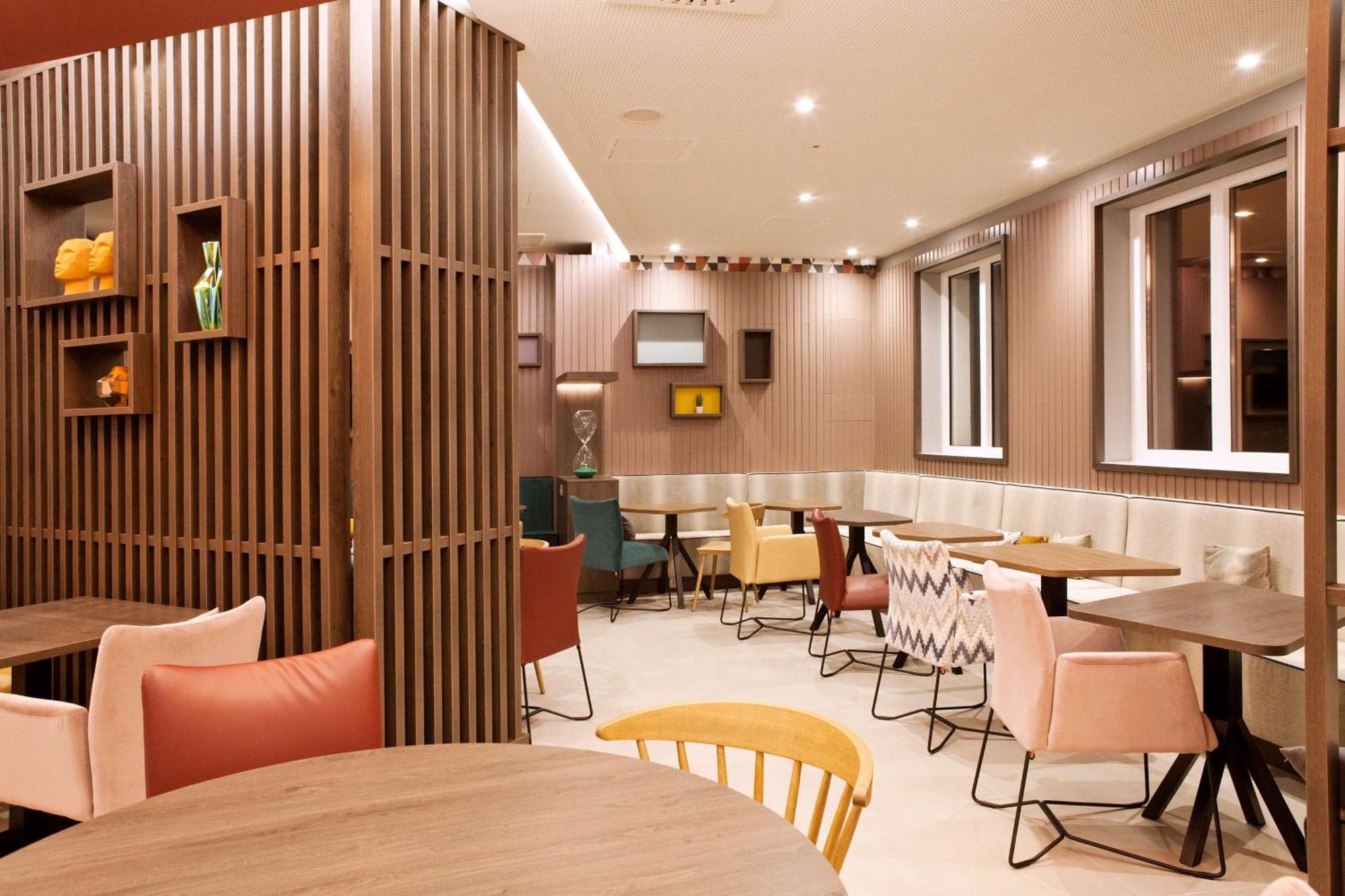 Hampton By Hilton Regensburg